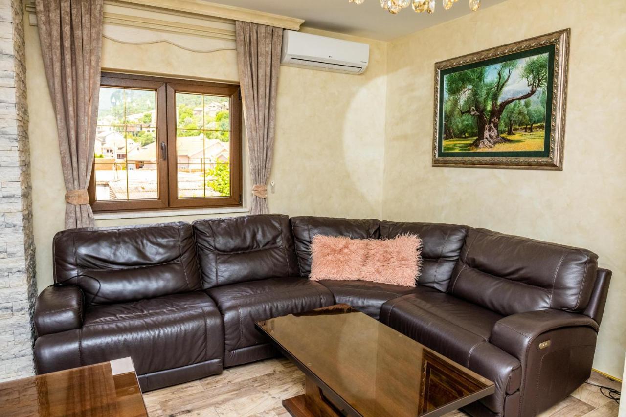 Raicevic Residence Τίβατ Εξωτερικό φωτογραφία